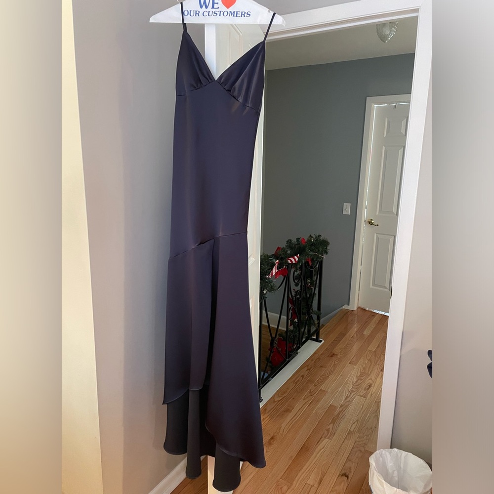 Navy blue gown worn once size 4